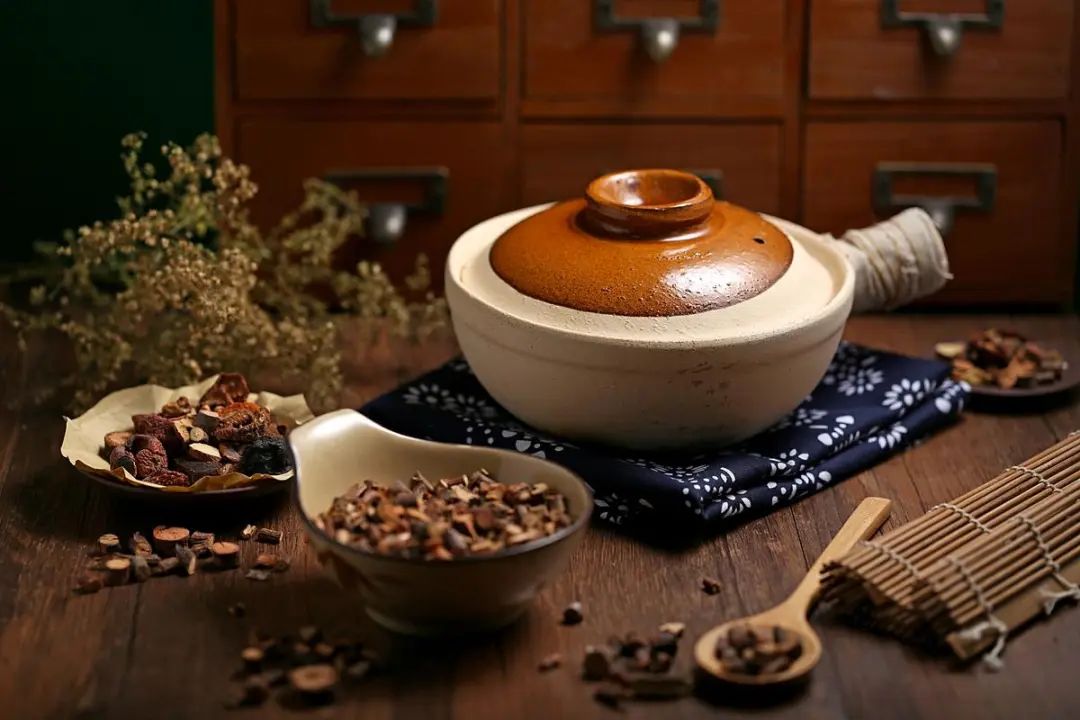 怎样煎中药、喝中药才能获得好药效？(图1)